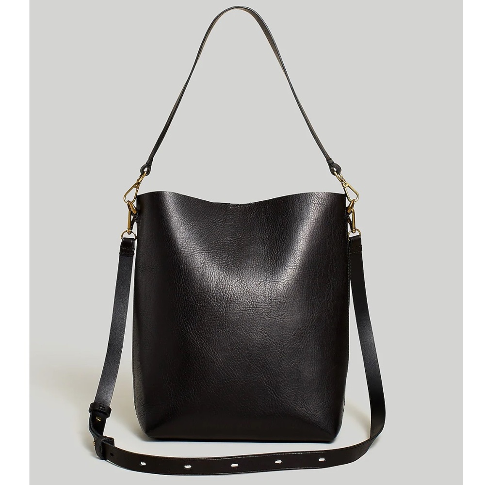 MADEWELL $168 The Transport Bucket Bag in True Black Leather
